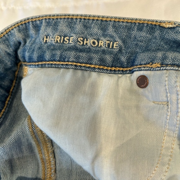 American Eagle hi-rise shortie size 8 - Picture 2 of 4